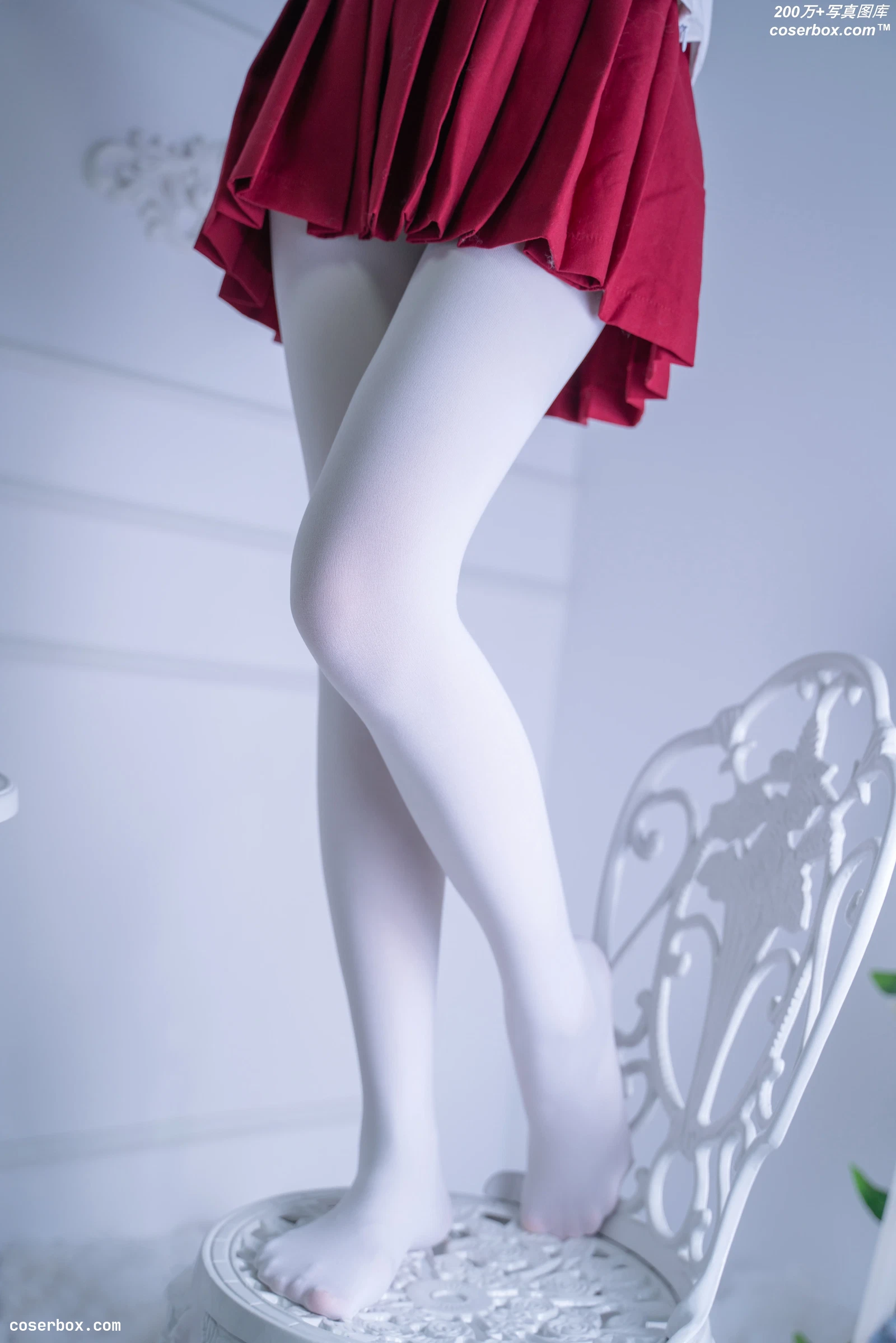 风之领域 VOL.058 红裙与白丝 [44P-0.97GB]