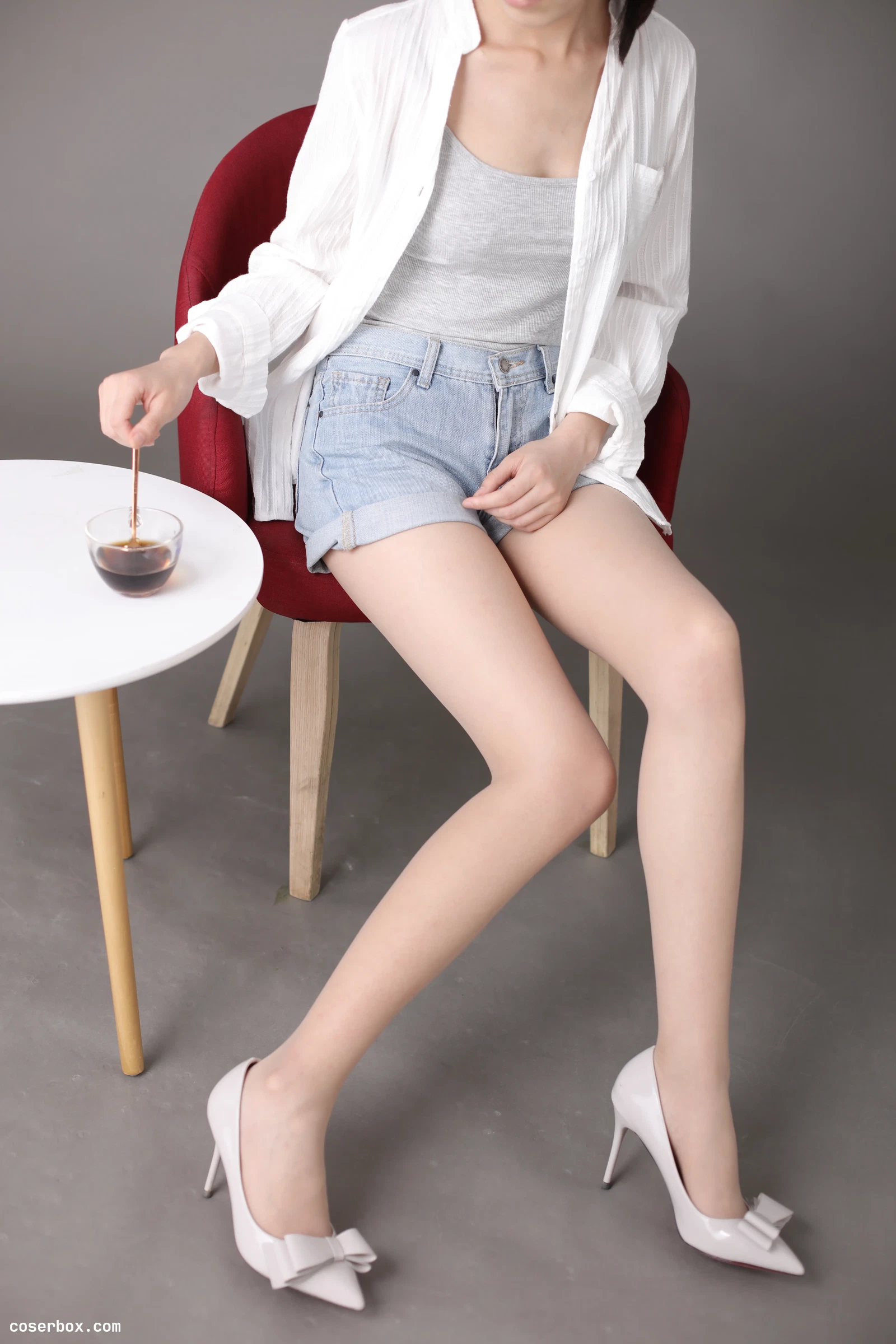 奈丝 NO.142：冰冰 [37P 408.6MB]