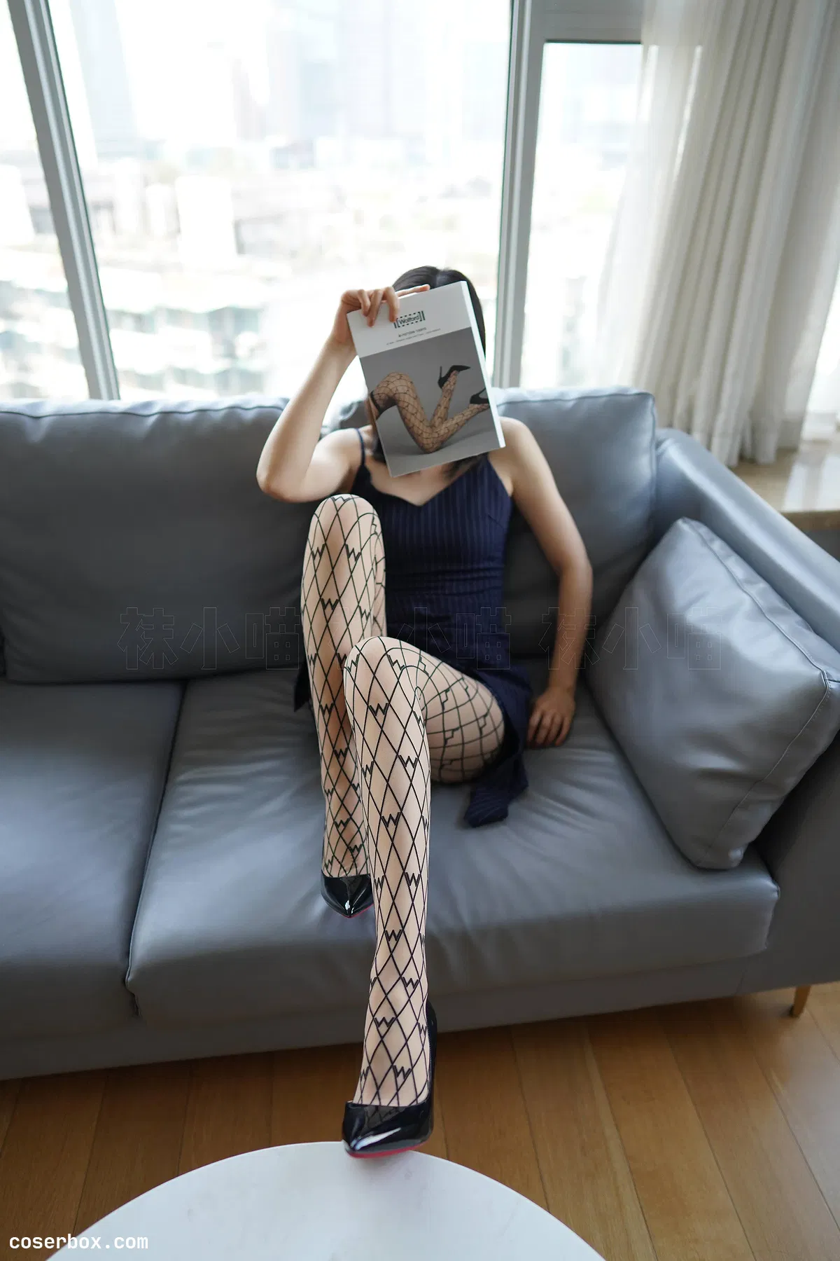 袜小喵 NO.281 太古里旁 [80P 94.11MB]