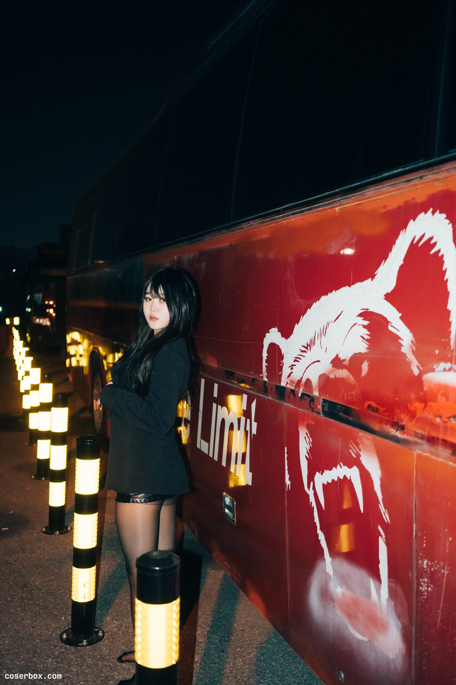Loozy NO.102 Zia (지아) XXX At Night Road [161P 1V 4.81GB]
