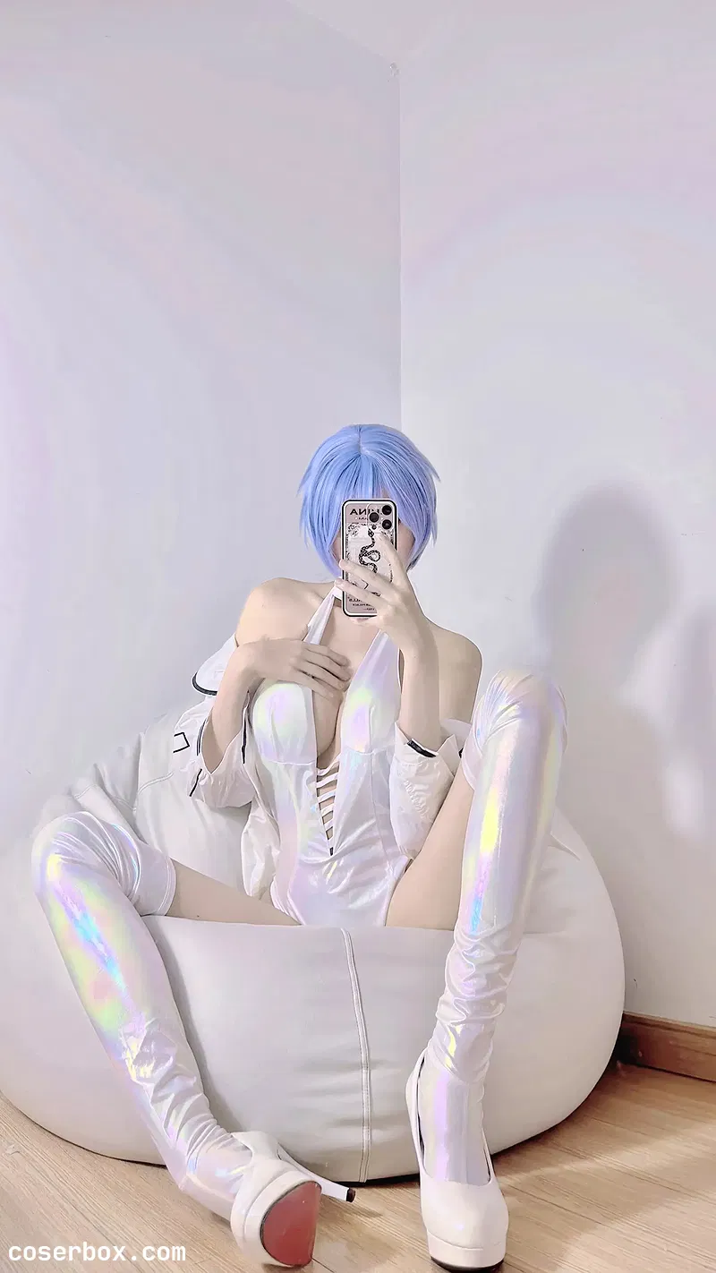 章鱼小童谣 2024.04.10 绫波丽