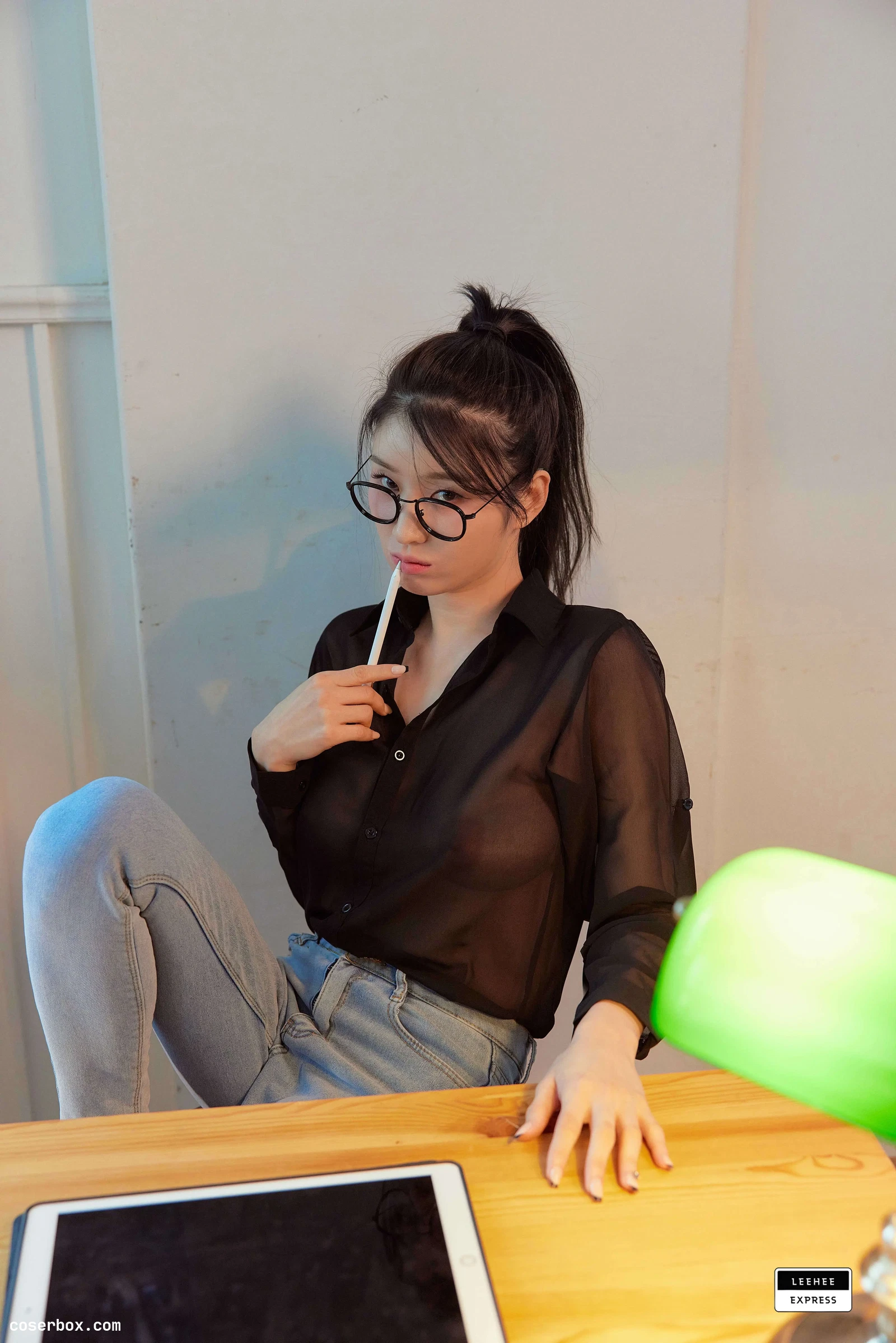 LeeheeExpress NO.207 LEHC-068A Woo [67P 327.66MB]