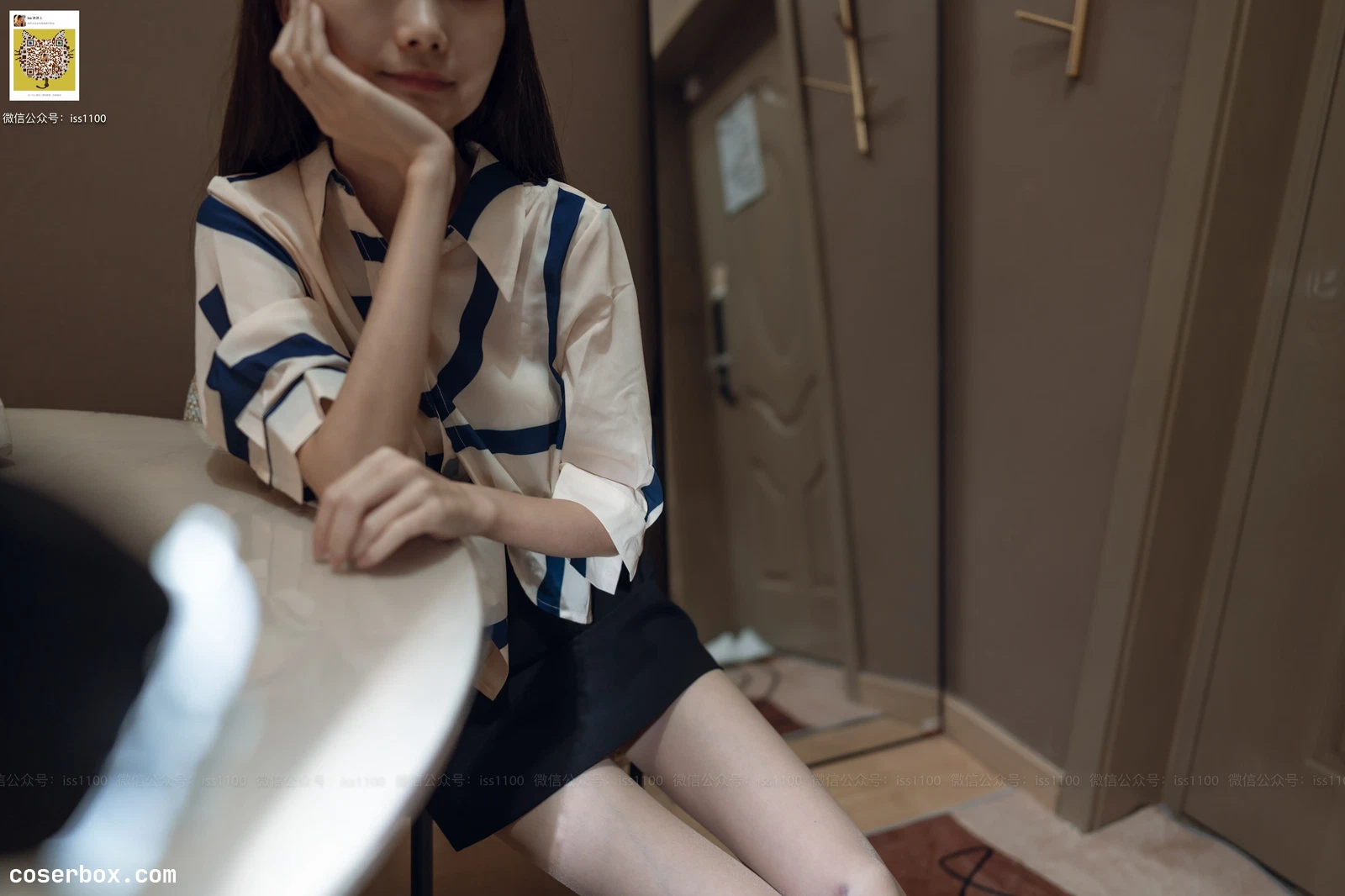 ISS系列 043 酸酸 职业装