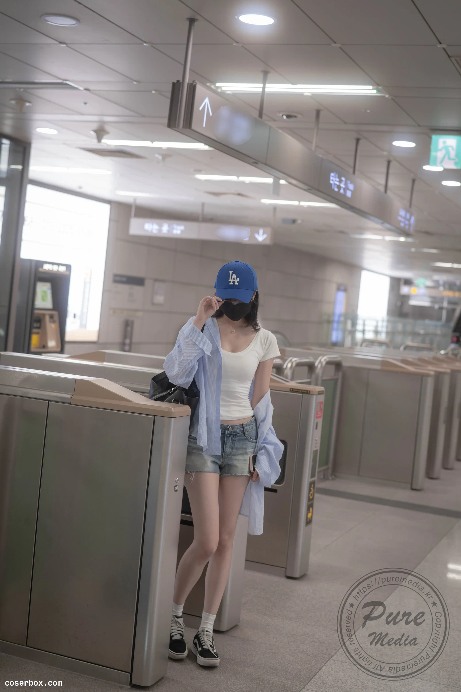 Pure Media 2026.01.04 Vol.294 Hina - Secret Meeting