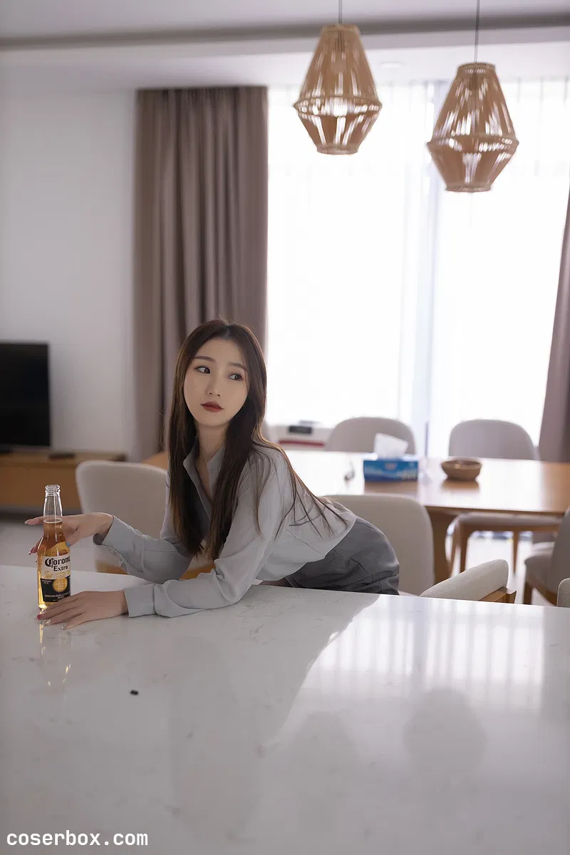 杏子Yada 2026.01.19 内购私拍 入侵者